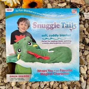 SNUGGIE TAILS GREEN  BLANKET 53" X 41" NEW IN BOX
